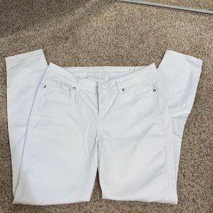 Size 30, white Guess skinny jeans